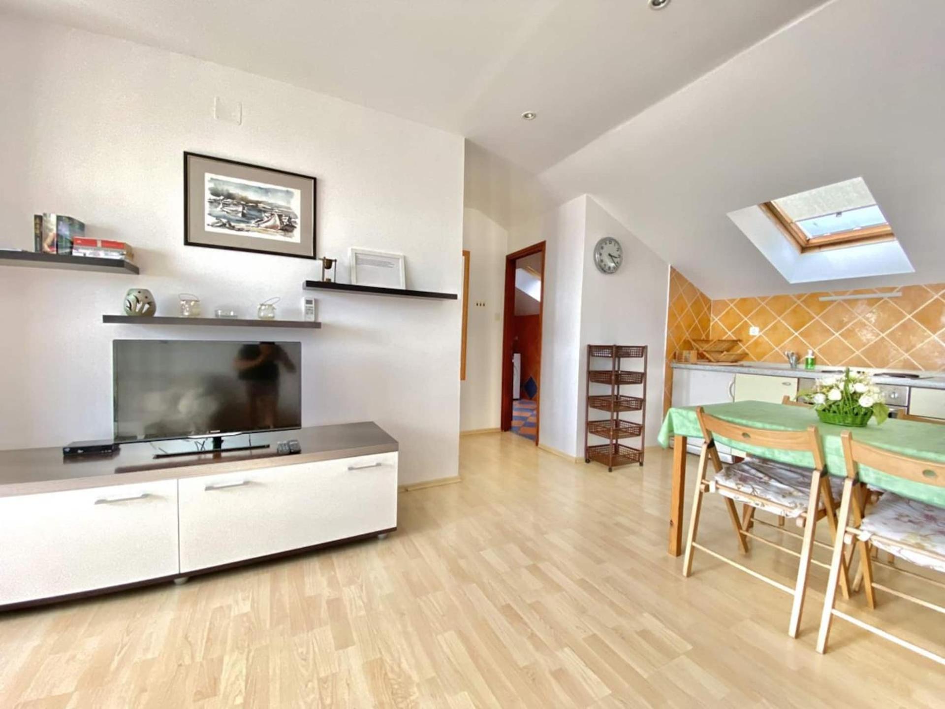 Family Apartments Viva Close To The Beach Krk Town Exterior photo
